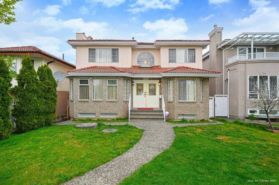 House in Victoria, Vancouver